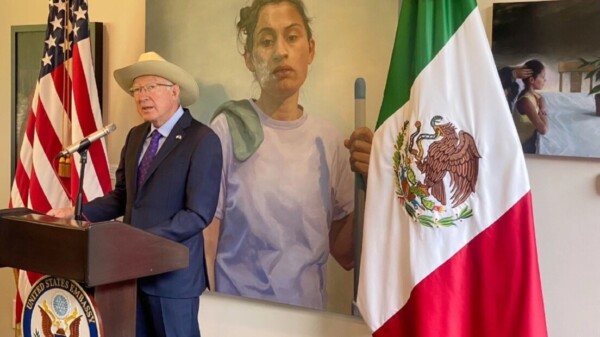 Ovidio Guzmán sigue bajo custodia de EU, afirma Salazar