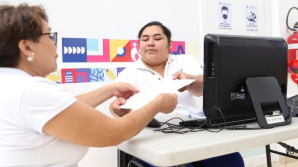 Gobierno Municipal de Isla Mujeres tramita certificados médicos gratuitos en los Centros Comunitarios