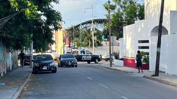 Hallan maletas con restos humanos en pleno centro de Cancún (VIDEO)