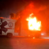 Arde ambulancia en avenida de Cancún