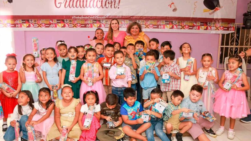 Atenea Gómez refrenda su compromiso con la educación de las niñas y niños de Isla Mujeres