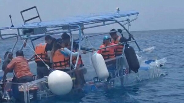 Chocan dos embarcaciones turísticas en Cozumel