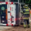 Choca ambulancia en CDMX y resultan heridas 4 personas