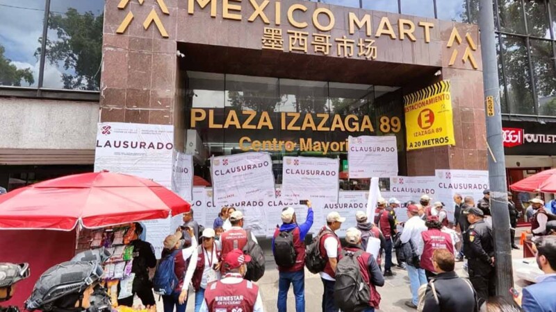 Autoridades de CDMX clausuran plaza de productos chinos