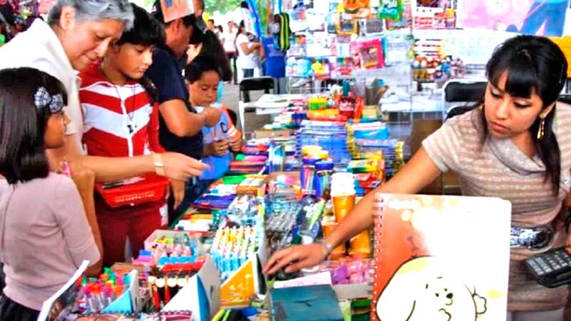 Comerciantes preparan la Feria de Regreso a Clases 2024 en Mérida