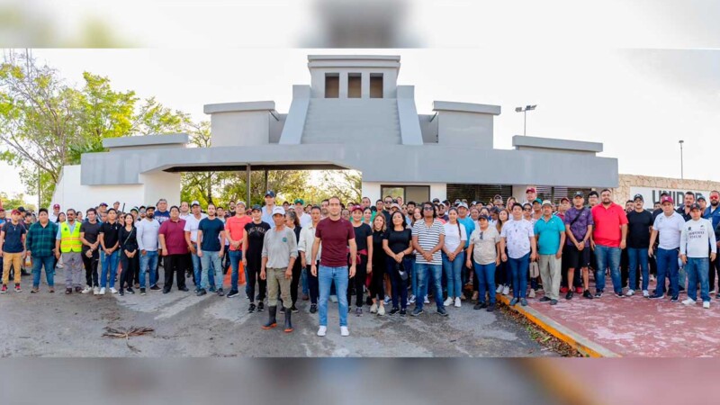 Tulum está de pie: Diego Castañón activa jornada de limpieza masiva en la cabecera municipal