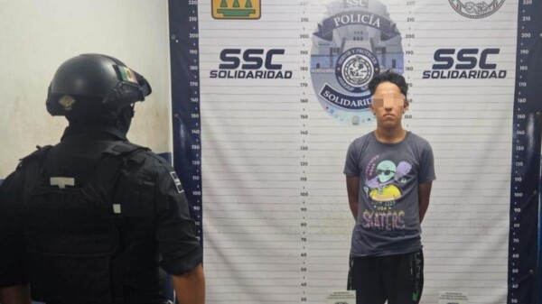 Detienen a narcomenudistas en Villas del Sol en Playa del Carmen