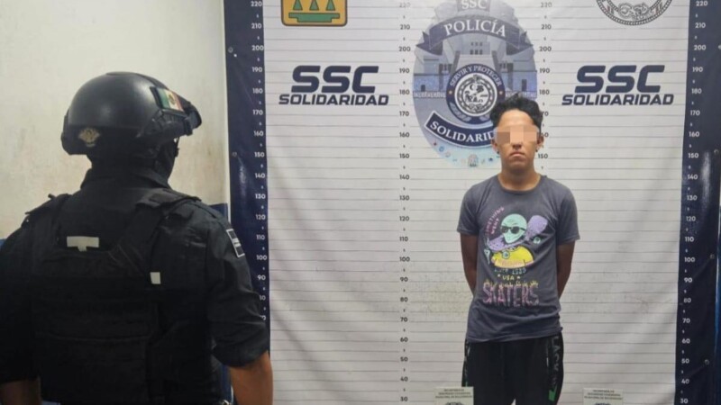 Detienen a narcomenudistas en Villas del Sol en Playa del Carmen