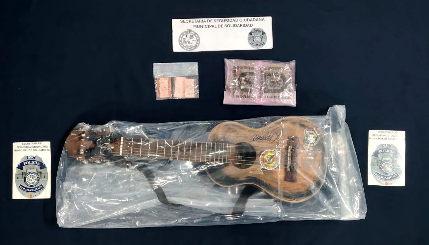 Playa del Carmen: Detienen a sujeto con drogas en una guitarra; en el instrumento se hallarlo envoltorios de marihuana y cocaína.
