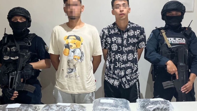 Detiene la Policía a dos por narcomenudeo en Tulum