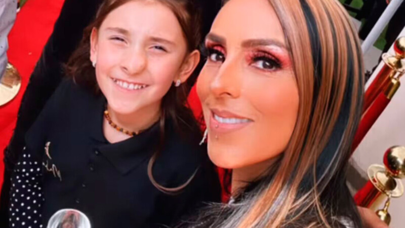 Hija de Ivonne Montero, lleva tres semanas internada en el hospital