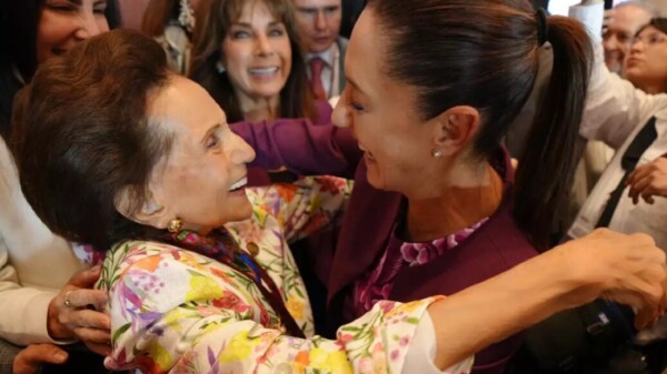 Ifigenia Martínez entregará banda presidencial a Sheinbaum