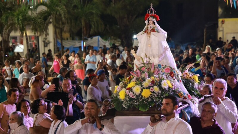 Inician las fiestas patronales en honor a la Virgen de la Asunción en Isla Mujeres