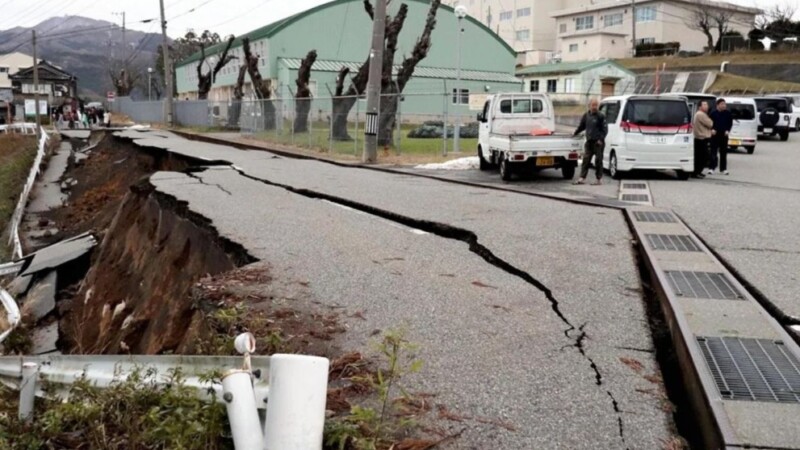 Estremece a Japón sismo de magnitud 7.1; hay alerta de tsunami (VIDEO)
