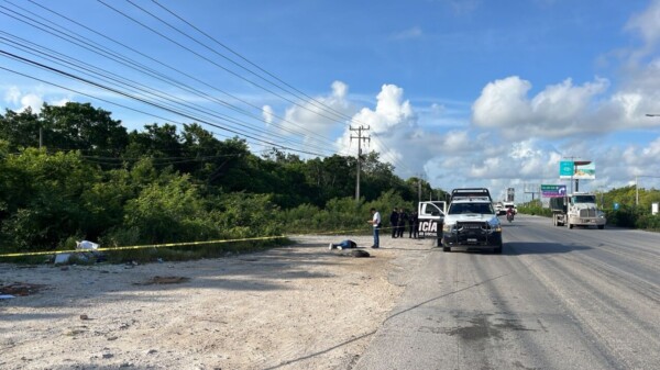 Localizan 4 cuerpos en la carretera Puerto Morelos-Cancún (VIDEO)
