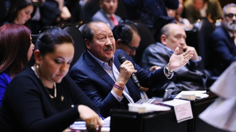 Avalan primer paquete de plan C de reformas