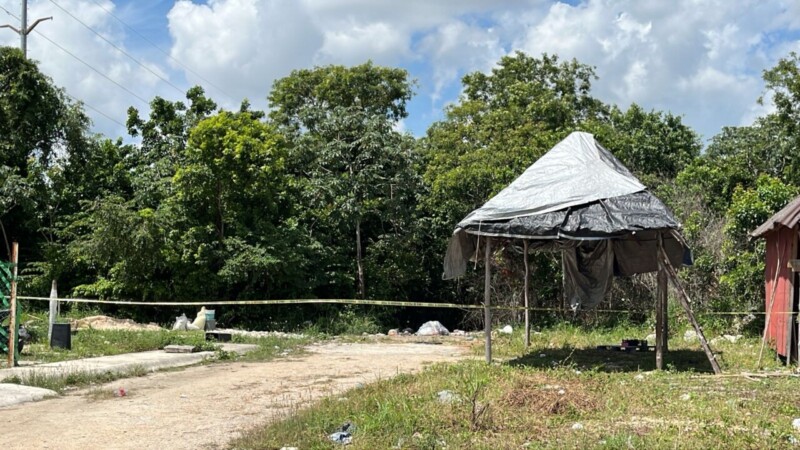 Descubren un cuerpo sin vida en área verde de la SM-215 en Cancún
