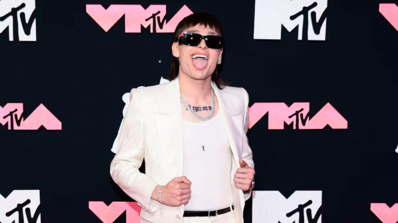 Peso Pluma reflexiona sobre las lecciones que le ha dejado la fama mundial