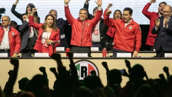 Se relige Alito; consumó la farsa: ex presidentes del PRI