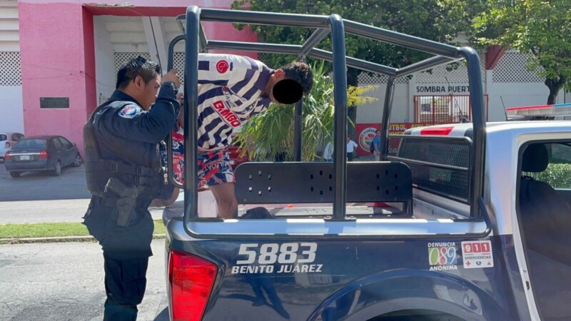 Detienen a sujeto exhibicionista en la Región 90 de Cancún (VIDEO)