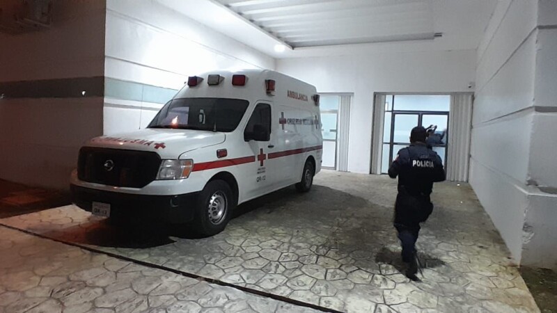 Con un balazo en la pierna ingresan a un joven al Hospital General