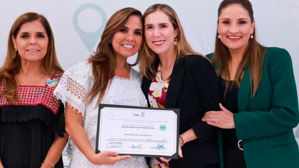 Gobierno de Atenea Gómez Ricalde recibe reconocimiento ‘Buenas Prácticas de Transparencia’