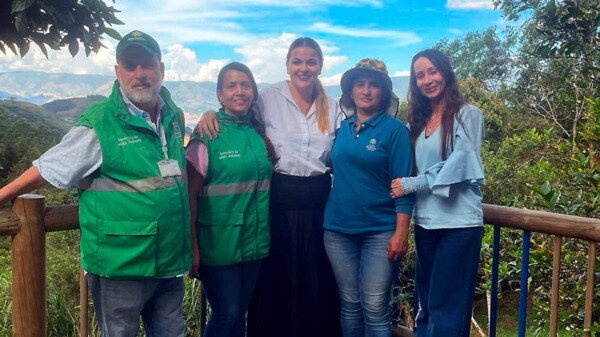 Mérida tendrá un intercambio permanente de estrategias y políticas ambientales: Cecilia Patrón 