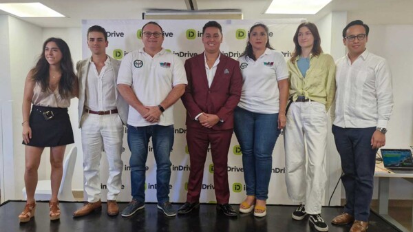 InDrive llega a Playa del Carmen en alianza con el sindicato de taxistas