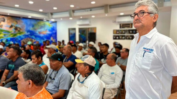 Gobierno Municipal de Isla Mujeres capacita al sector pesquero