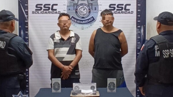 Detienen a dos sujetos por riña; uno estaba armado