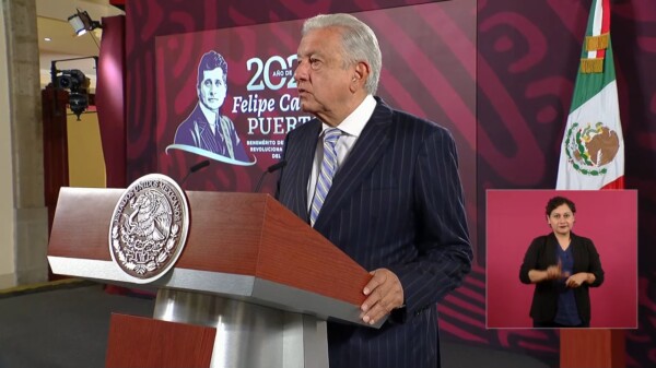 Condena AMLO pretensión de jueces de frenar reforma judicial