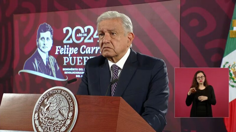 “Futurismo corriente, vulgar y barato”, exhibe AMLO a Proceso