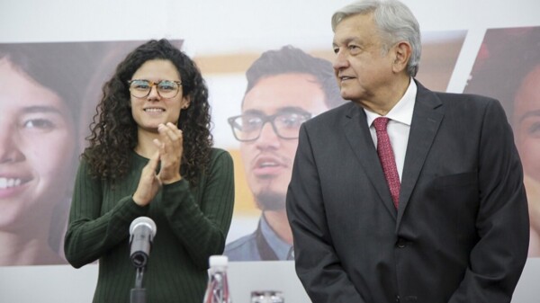 Renuncia AMLO a Morena; muy contento con elección de Alcalde