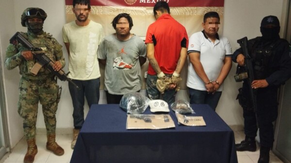 Capturan a cuatro sujetos por una ejecución en Paraíso Maya en Cancún