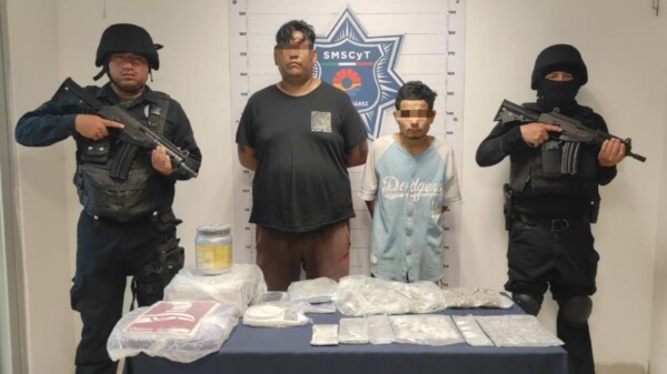 Policías de Cancún rescatan a dos secuestrados en la Supermanzana 105
