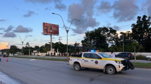 Peatón muere atropellado en la avenida López Portillo de Cancún