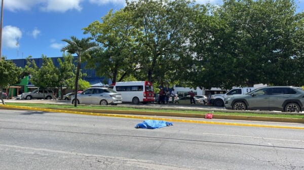 Muere un hombre atropellado en la avenida Tulum de Cancún (VIDEO)