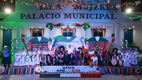 Atenea Gómez Ricalde incentiva la cultura a través de Cántale a México con el Corazón