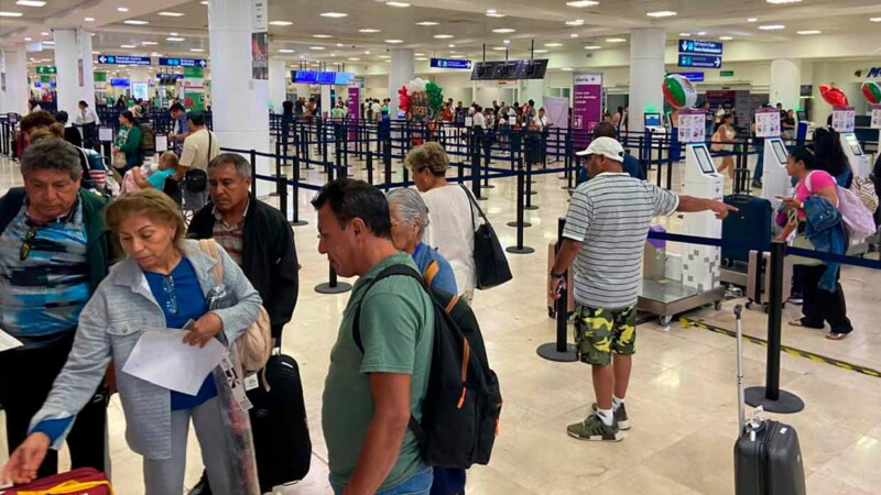 Cancelan 108 vuelos en Aeropuerto de Cancún por el paso de Helene
