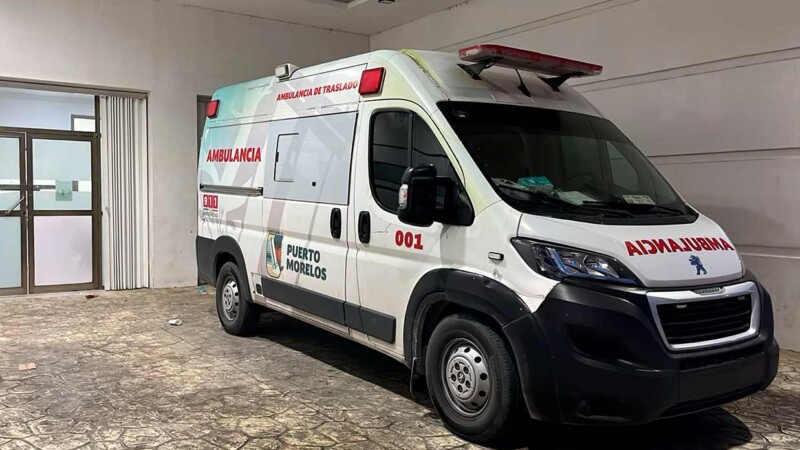 Atacan a balazos a dos taxistas en Puerto Morelos