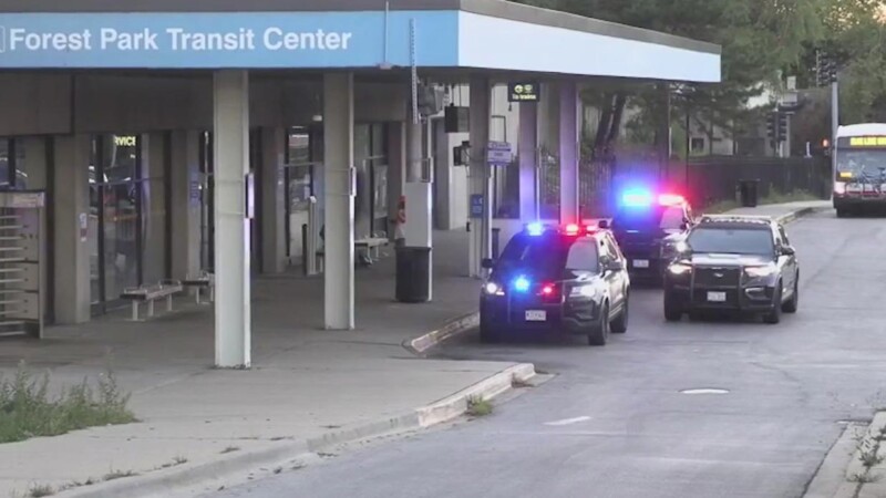 Hombre asesina a balazos a cuatro personas en Metro de Chicago
