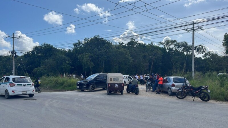 Invaden terrenos en la SM 214 de Cancún