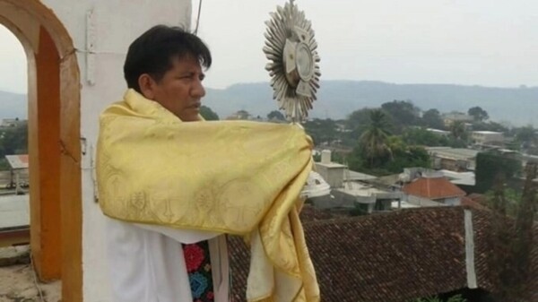 Asesinan a sacerdote tzotzil Marcelo Pérez en Chiapas