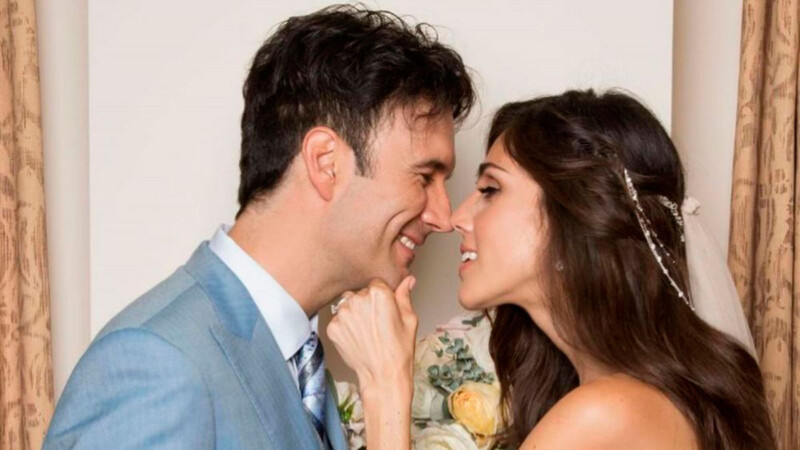 Sandra Echeverría celebra aniversario con Leo de Lozanne