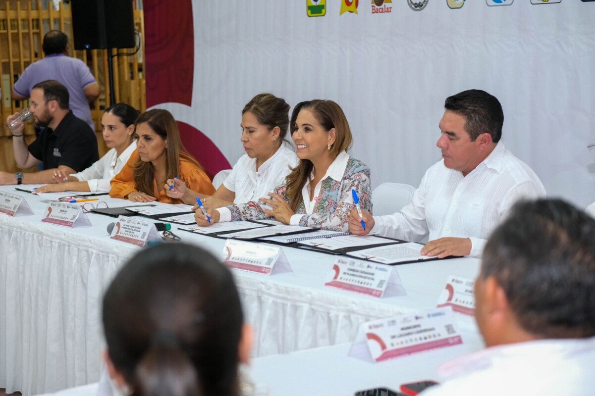 Encabeza, junto con la secretaria de Finanzas y Planeación, Martha Parroquín Pérez, la primera sesión del Comité de Planeación Estratégica para el Desarrollo Sostenible del Estado de Quintana Roo 2025-2050.