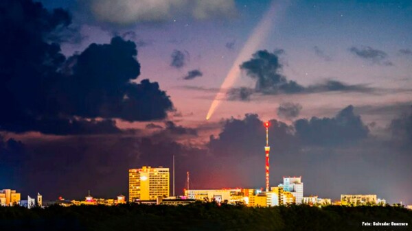 Este sábado será la mejor noche para observar al "cometa del siglo" 