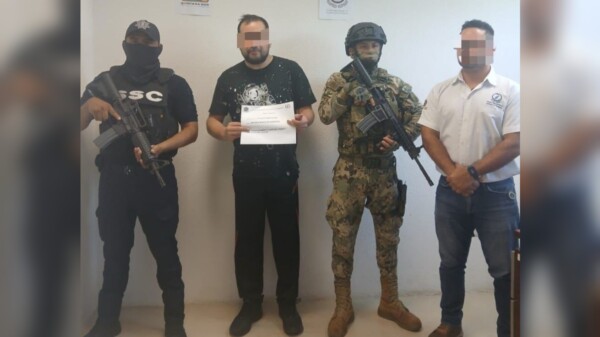 Detienen en Tijuana a ex gestor del Ayuntamiento de Puerto Morelos