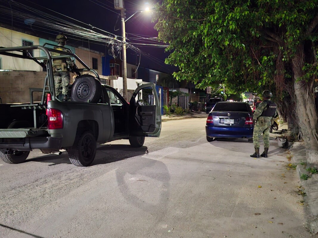 Autoridades realizan cateos simultáneos por narcomenudeo en Cancún