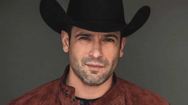 Bobby Pulido anuncia su retiro de la música para dedicarse a la política