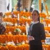 Ofrenda en Palacio Nacional en honor a grandes mujeres